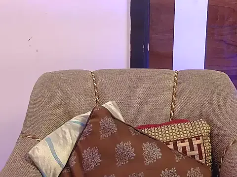 cute_zaraa from StripChat is Freechat