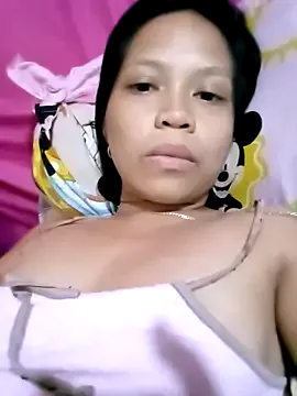 Cutie_me from StripChat is Freechat