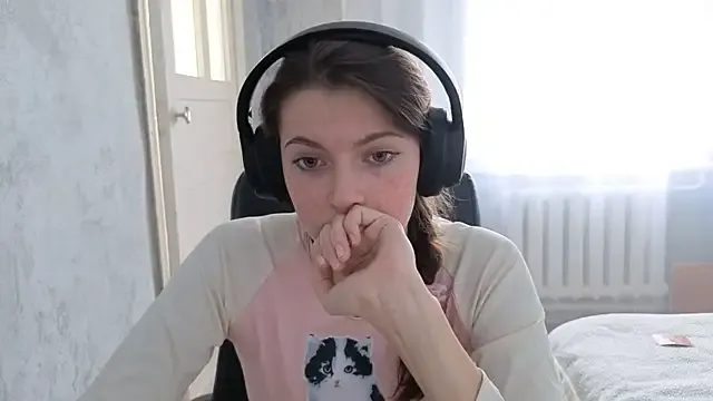 Girls: try live performances with matured performers, from dancing to quirks, in a variety of beautiful sex cams.