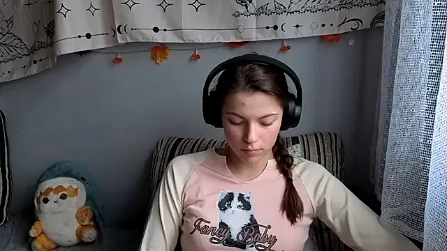 CutieAnny from StripChat is Freechat