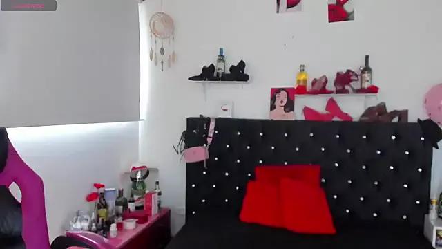 Girls: try live performances with matured performers, from dancing to quirks, in a variety of beautiful sex cams.