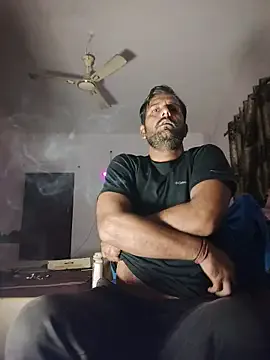 DADDYOFALLDADDY from StripChat is Freechat