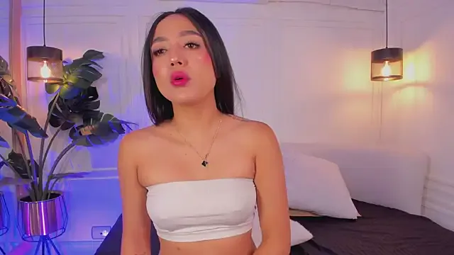 Dafne_Hillss from StripChat