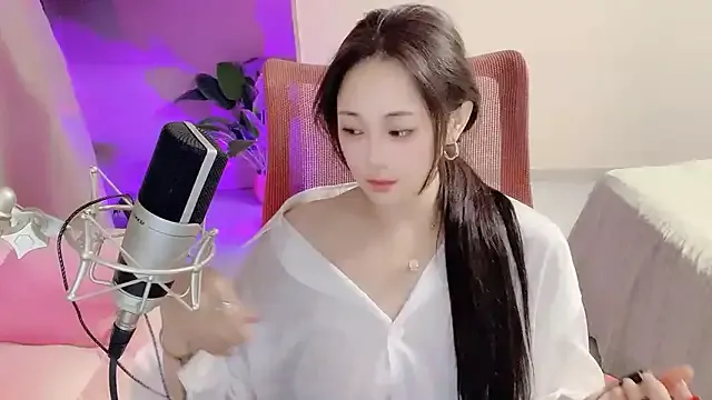 Daisy-77 from StripChat