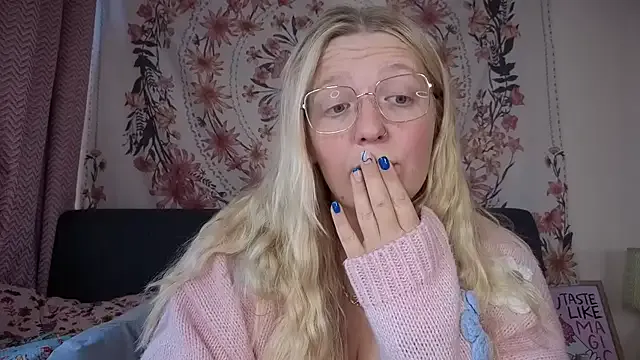 Daisyxoxo_ from StripChat