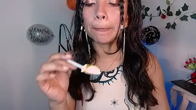 Dakota_ro from StripChat is Freechat