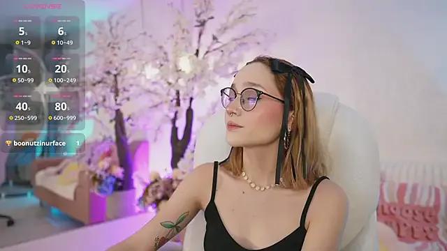 Girls: try live performances with matured performers, from dancing to quirks, in a variety of beautiful sex cams.