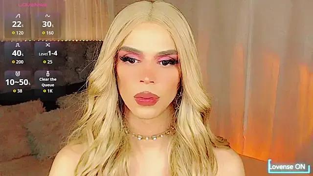 Dalila_moan from StripChat is Freechat