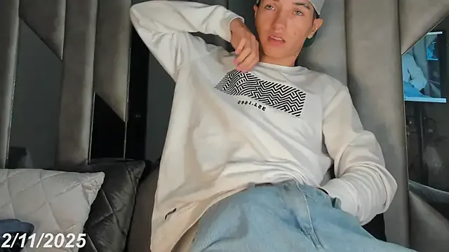 Dallen_Grant from StripChat is Freechat