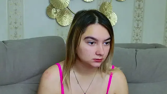 Girls: try live performances with matured performers, from dancing to quirks, in a variety of beautiful sex cams.