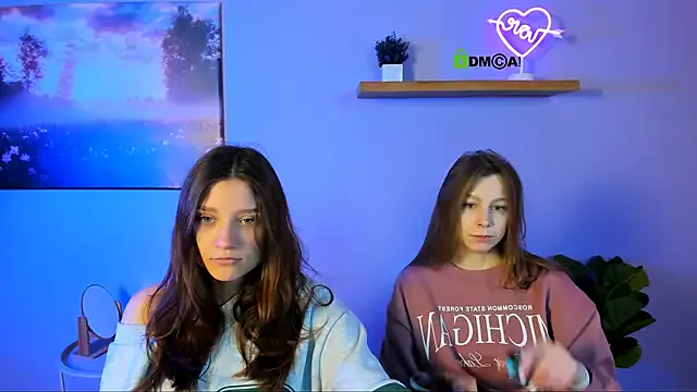 Girls: try live performances with matured performers, from dancing to quirks, in a variety of beautiful sex cams.
