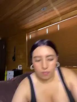 Dani_and_Ander from StripChat is Freechat