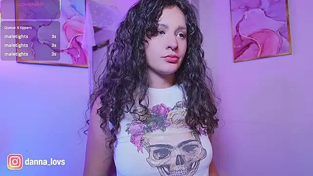 Dannaa_Lovs from StripChat is Freechat