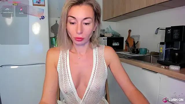 Girls: try live performances with matured performers, from dancing to quirks, in a variety of beautiful sex cams.