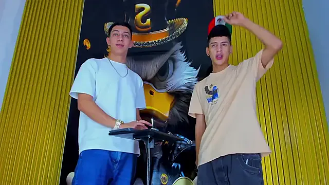 Dante_Brown1_ from StripChat is Freechat