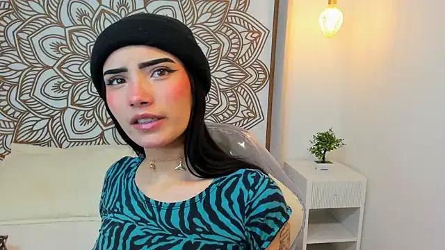 Daphne_Nicolle from StripChat is Freechat