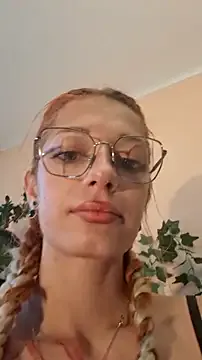 DaphneRose from StripChat is Freechat