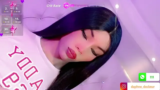 Daphnne_XXX from StripChat is Freechat