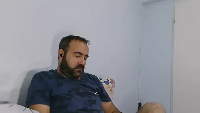 dark-look from StripChat is Freechat