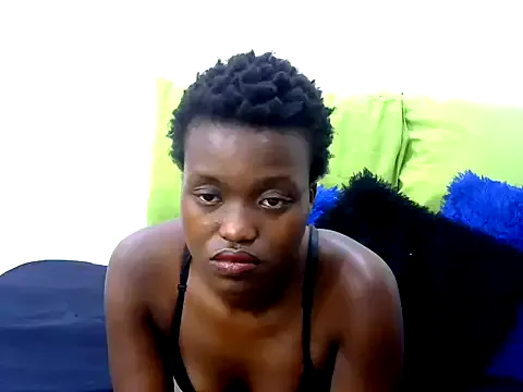 DarkLaddy from StripChat is Freechat