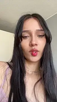 DarlingOneness from StripChat is Freechat