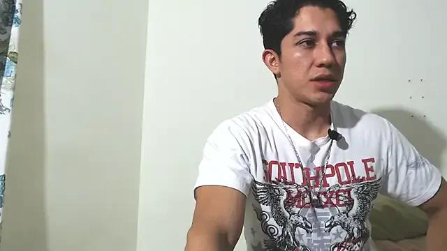 DavidHocusPocus from StripChat is Freechat