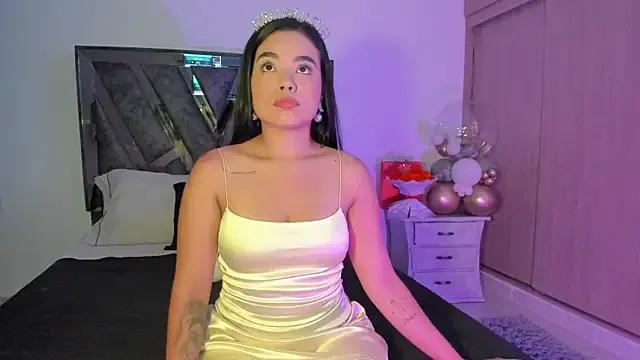 Girls: try live performances with matured performers, from dancing to quirks, in a variety of beautiful sex cams.