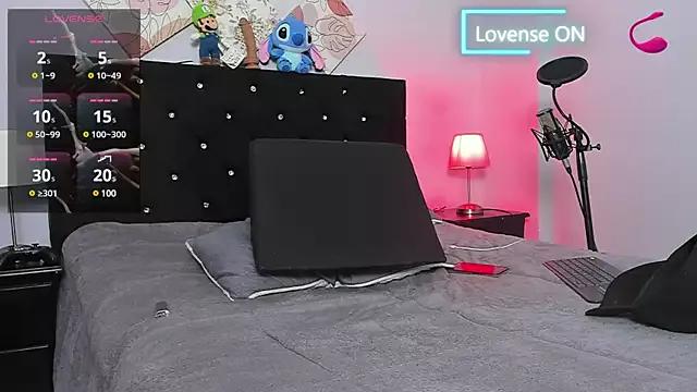 Girls: try live performances with matured performers, from dancing to quirks, in a variety of beautiful sex cams.