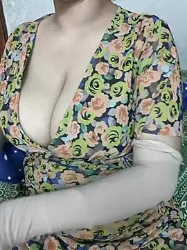 DesiDreams from StripChat is Freechat