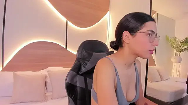 desireee_ from StripChat is Freechat