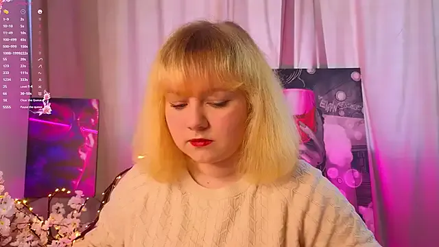 DianaJacobs from StripChat is Freechat