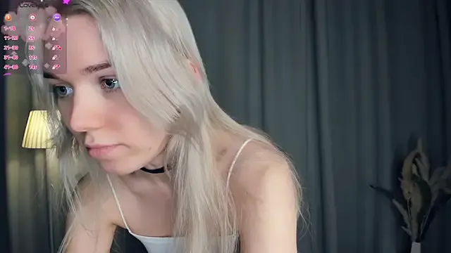 DianeHonnette from StripChat is Freechat