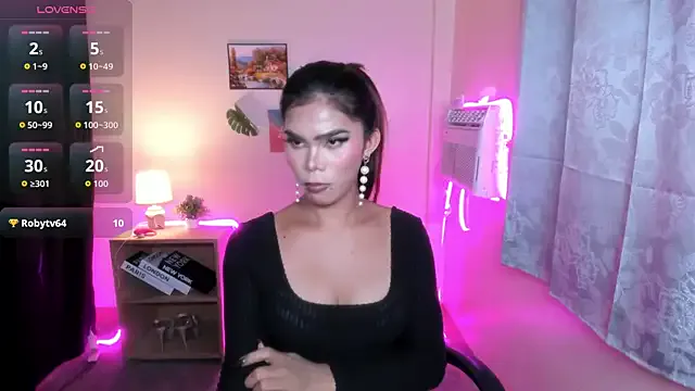 dianne_swift from StripChat is Freechat