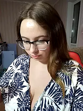 DienkaGreen from StripChat