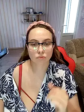 DienkaGreen from StripChat