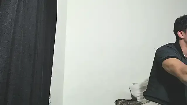 Dilandalanelgurudelamor from StripChat is Freechat