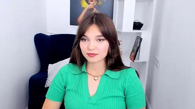 DivineAmour from StripChat is Freechat