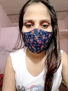 DIVINEDIVAA from StripChat is Freechat