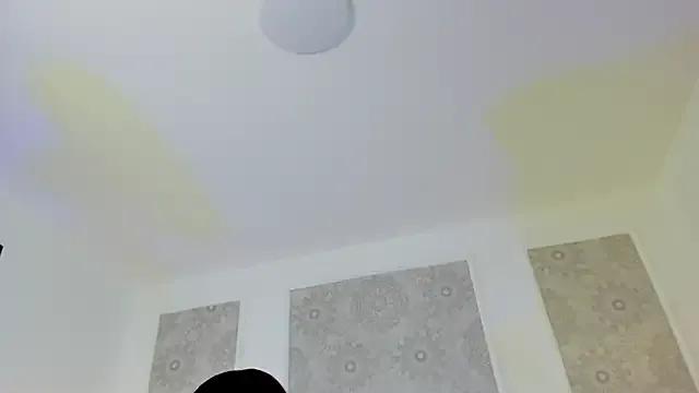 doll_eyees_ from StripChat is Freechat