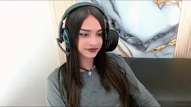 Dollbehavior_ from StripChat is Freechat