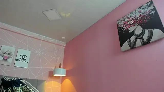 Girls: try live performances with matured performers, from dancing to quirks, in a variety of beautiful sex cams.