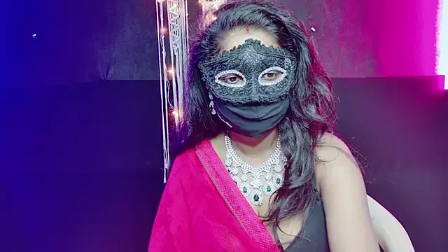 Dom_Young_Mommy from StripChat is Freechat