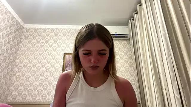 Girls: try live performances with matured performers, from dancing to quirks, in a variety of beautiful sex cams.