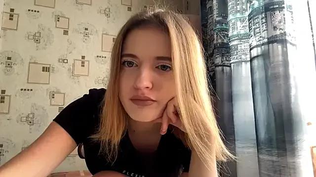 Doom_Kissa from StripChat is Freechat
