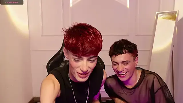 DougieXNova from StripChat is Freechat