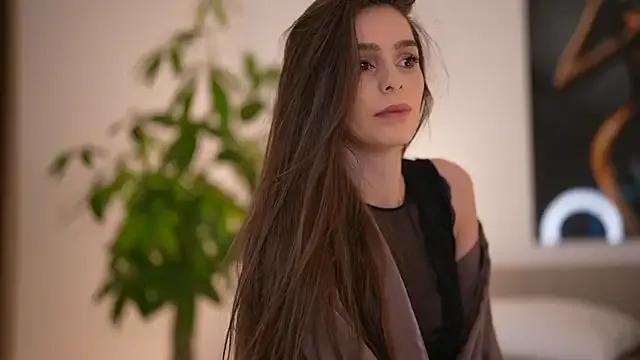 DoviaClaire from StripChat is Freechat
