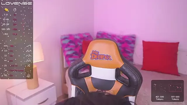 Girls: try live performances with matured performers, from dancing to quirks, in a variety of beautiful sex cams.