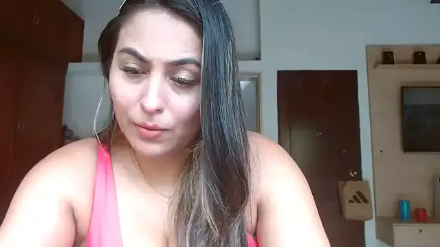 dulcehot_1502 from StripChat is Freechat