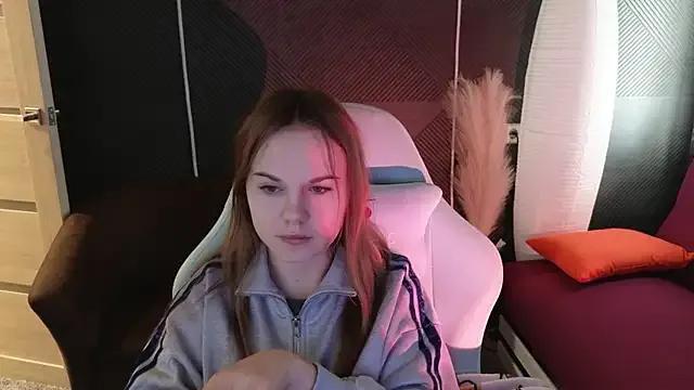 Dyna_bae from StripChat is Freechat