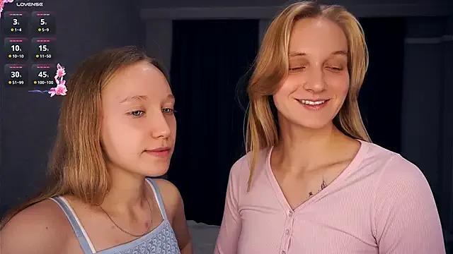 EarnestineGyllenband from StripChat is Freechat